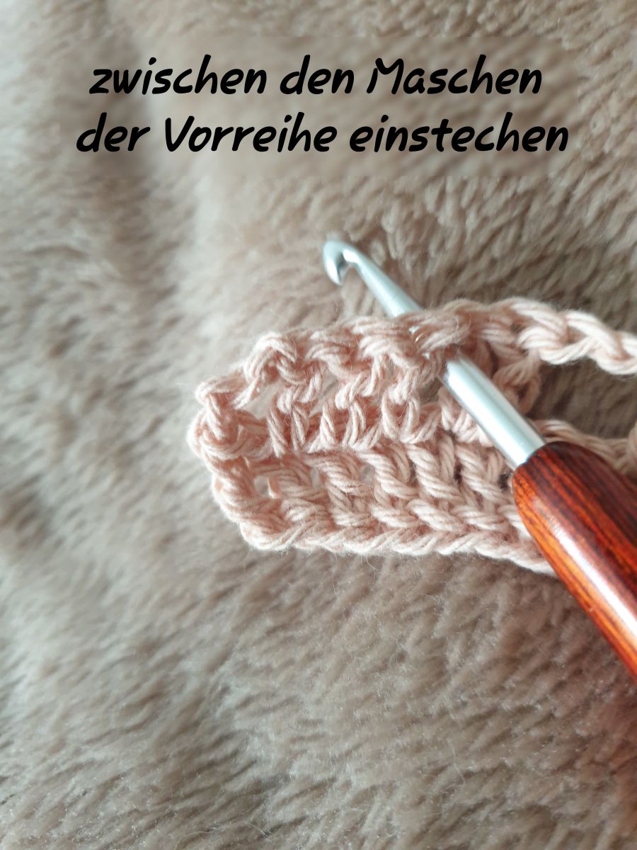 Blog content image for 'kostenlose Häkelanleitung mit dem Muster Marilyn im Quadrat - ideal für Kissenhülle, (Baby-) Decke uvm.'